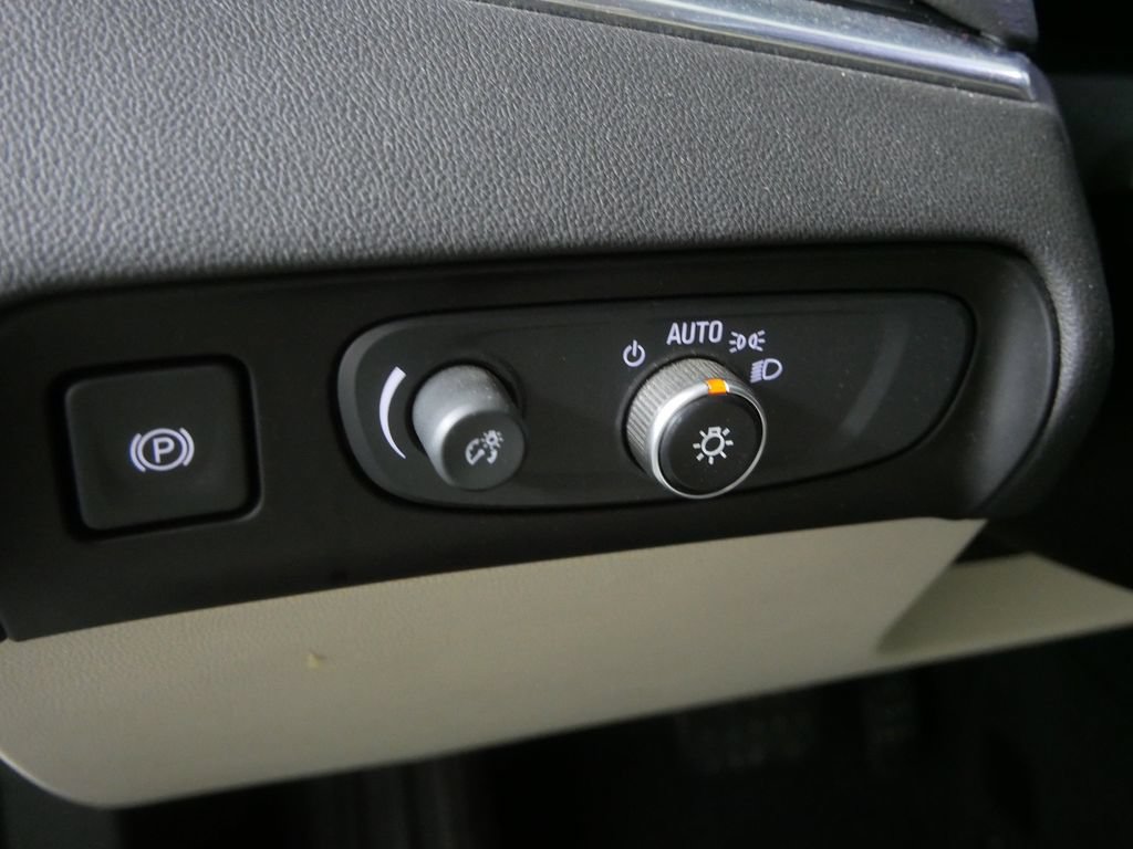 Used 2019 Buick Enclave Premium w/ Experience Buick Package AWD/4WD image 19