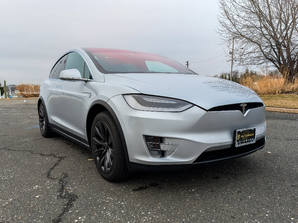 Used 2016 Tesla Model X Performance image 3