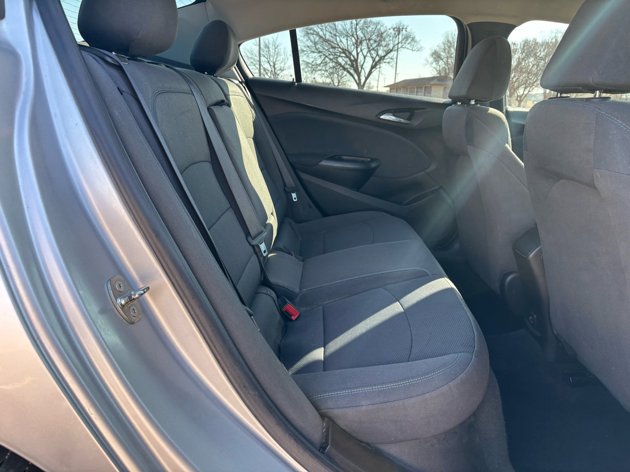 Used 2019 Chevrolet Cruze LT image 9