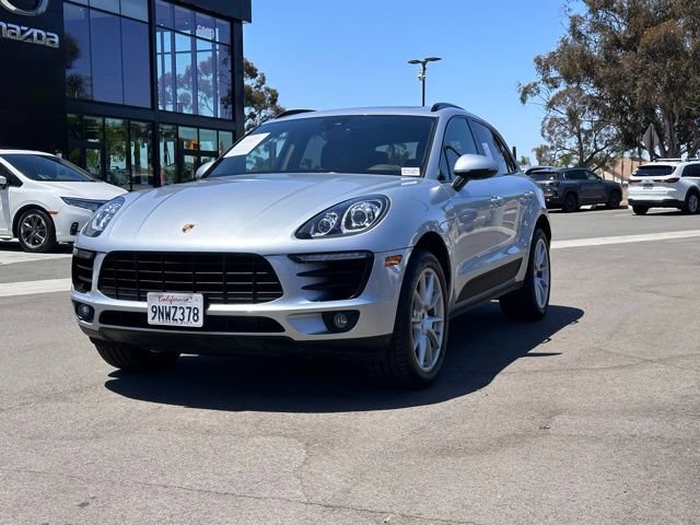 Used 2017 Porsche Macan AWD/4WD image 5