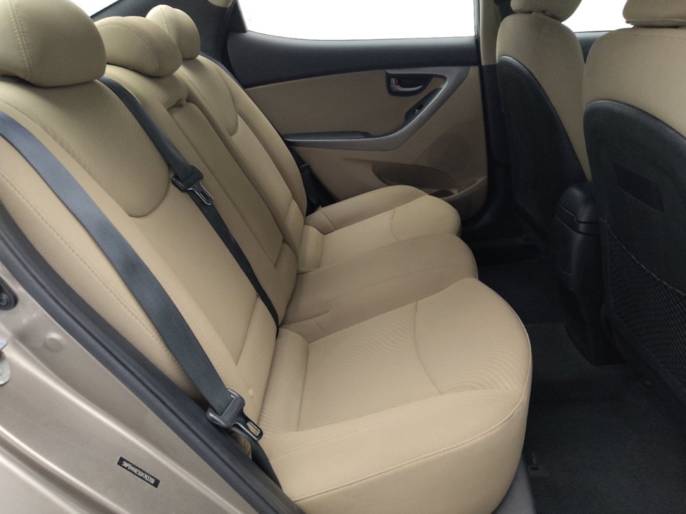 Used 2016 Hyundai Elantra SE w/ Option Group 02 FWD image 19
