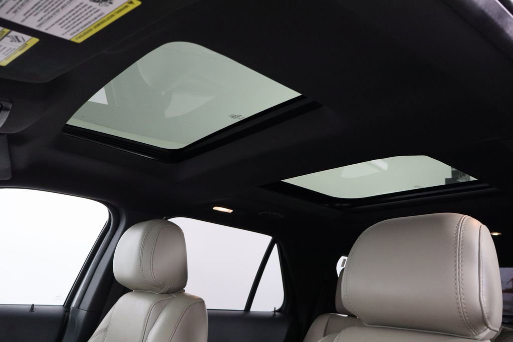 Used 2014 Ford Explorer XLT w/ Equipment Group 202A image 25