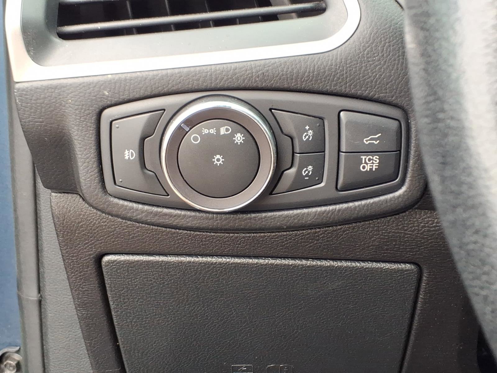 Used 2019 Ford Edge SEL w/ Equipment Group 201A AWD/4WD image 21
