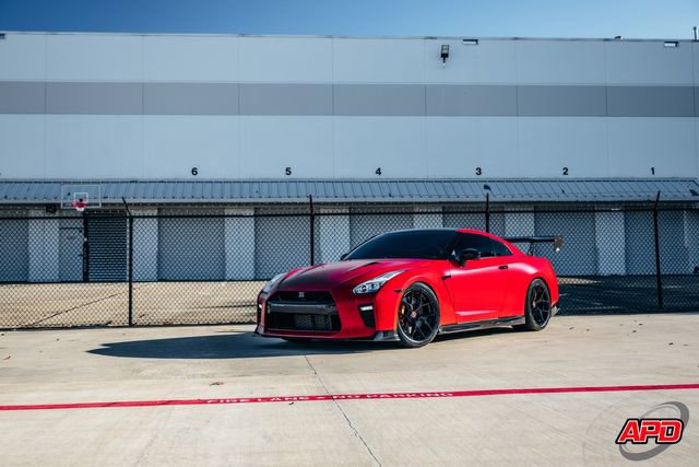 Used 2020 Nissan GT-R Premium w/ Premium Interior Package image 39