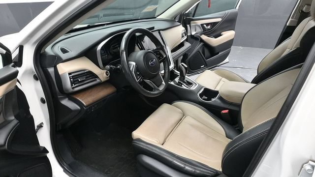 Used 2020 Subaru Outback Limited AWD/4WD image 12