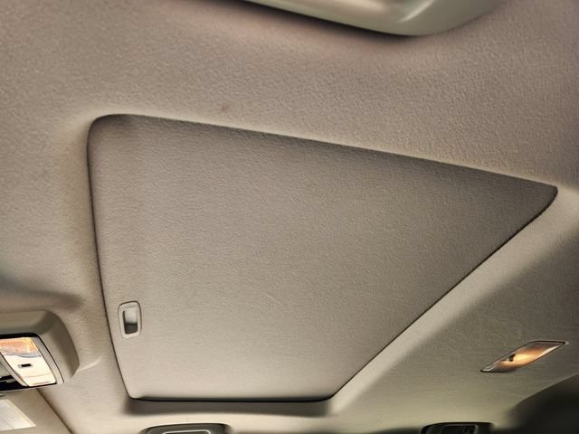 Used 2022 Toyota 4Runner Limited AWD/4WD image 26
