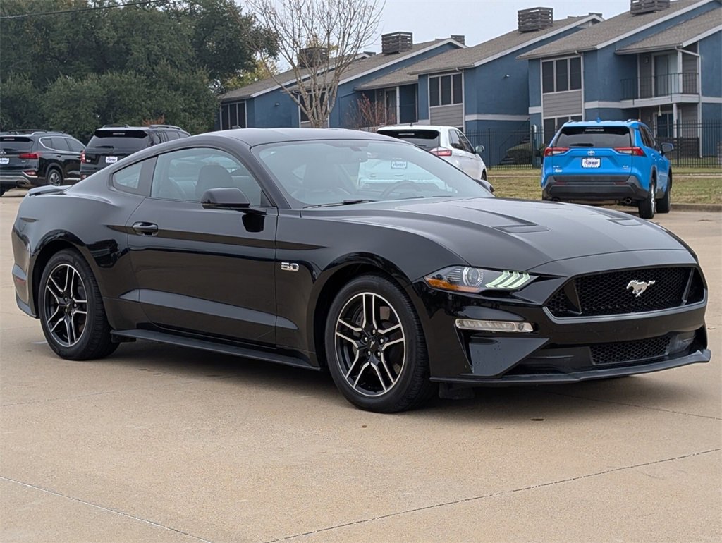 Used 2020 Ford Mustang GT Premium w/ Carbon Sport Interior Package image 3