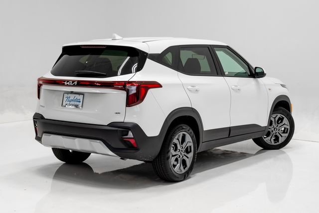 Used 2025 Kia Seltos LX AWD/4WD image 26