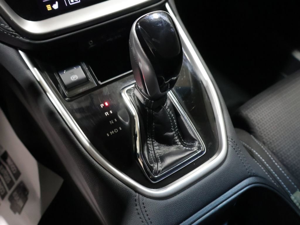 Used 2020 Subaru Outback Premium image 29