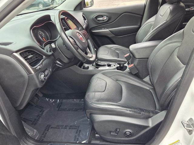 Used 2020 Jeep Cherokee Limited image 9