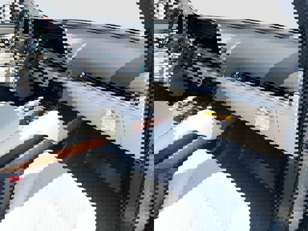 New 2026 Cadillac Vistiq Sport w/ LPO, Floor Liner Package image 31