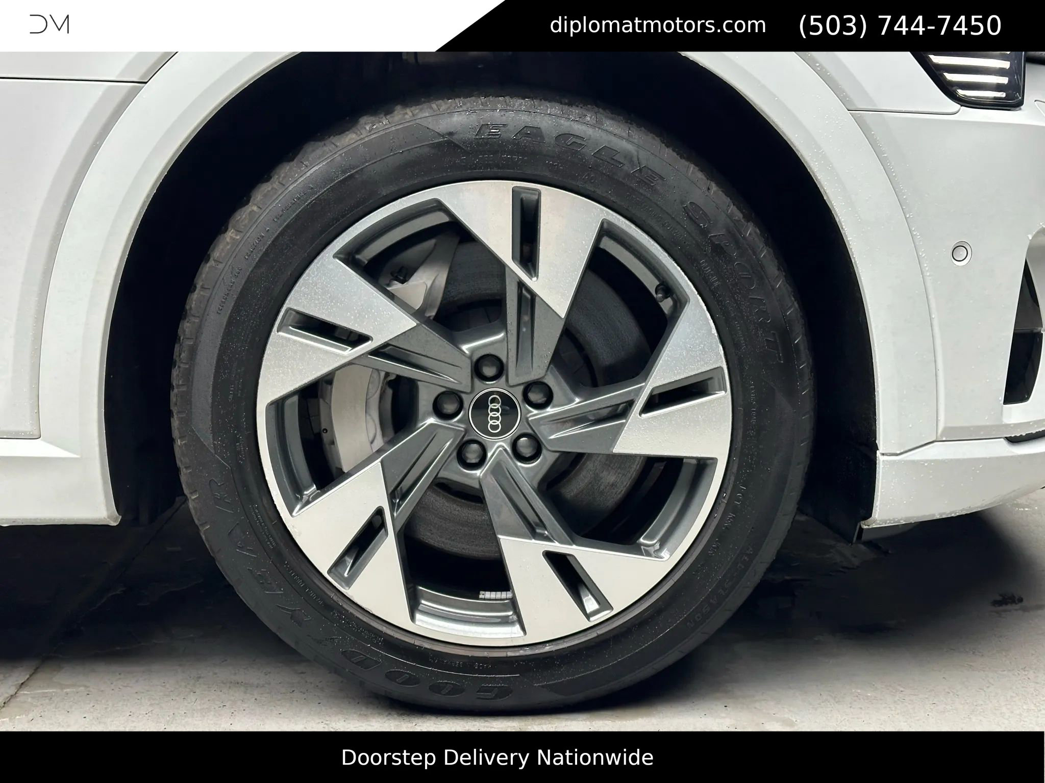 Used 2021 Audi e-tron Premium w/ Convenience Plus Package image 39