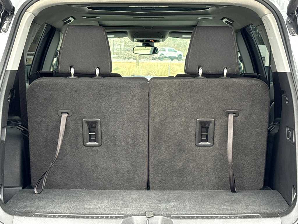 Used 2023 GMC Acadia AT4 w/ Trailering Package image 17