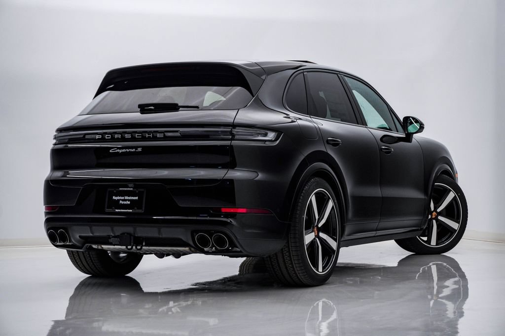 New 2026 Porsche Cayenne S AWD/4WD image 11