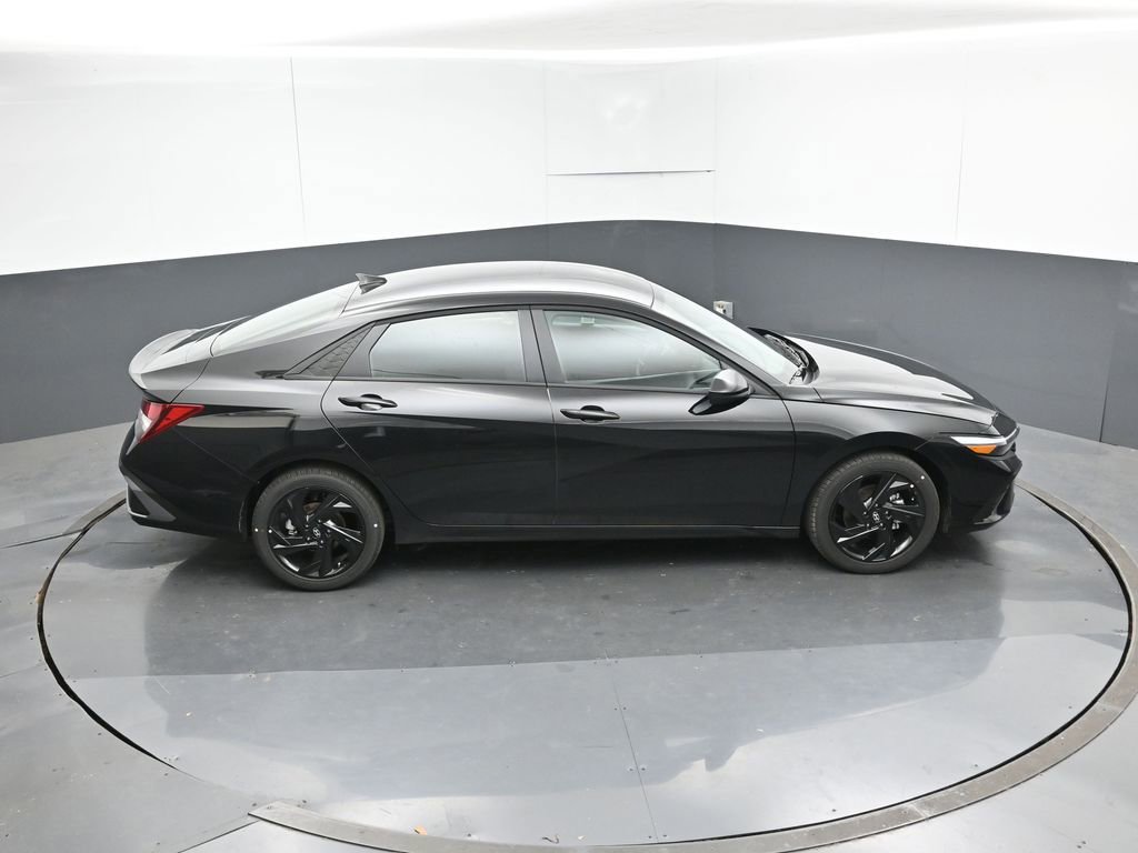 New 2026 Hyundai Elantra Sport image 22