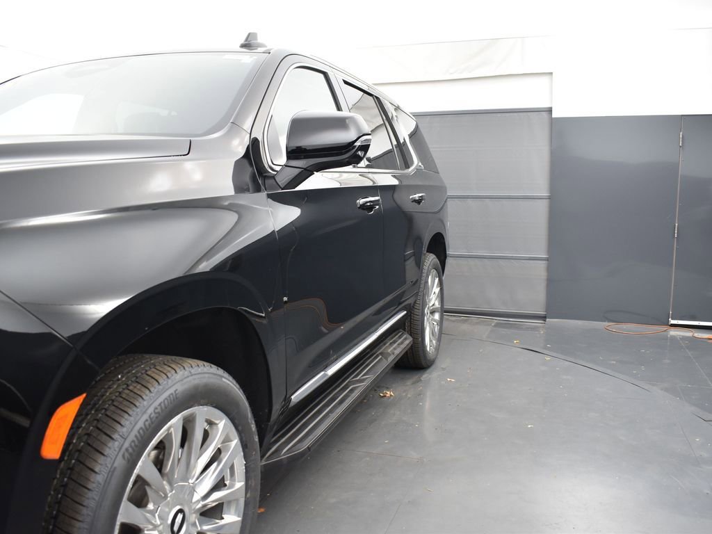 Used 2021 Cadillac Escalade Premium Luxury image 42