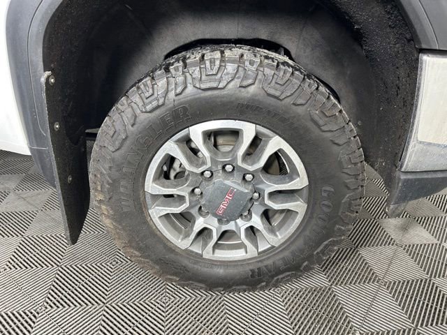 Used 2023 GMC Sierra 3500 SLE w/ SLE Convenience Package AWD/4WD image 6