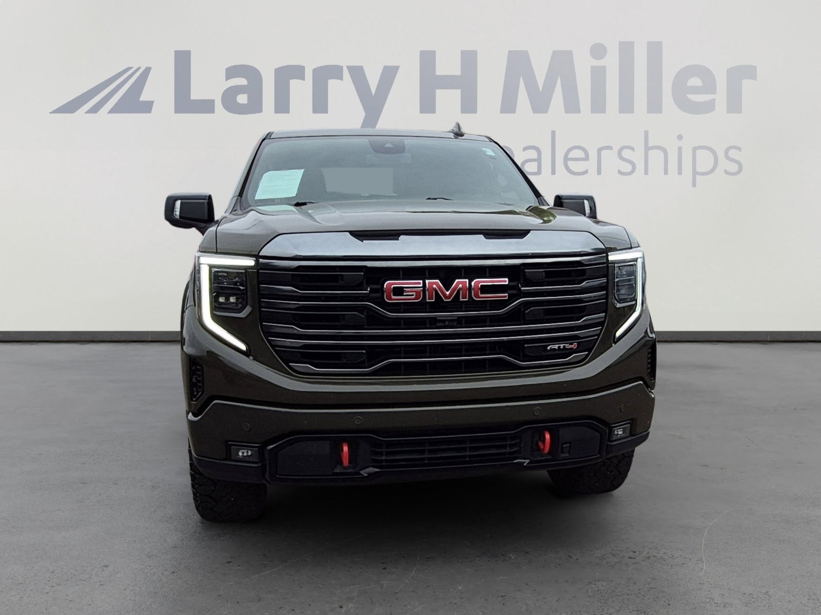 Used 2024 GMC Sierra 1500 AT4 AWD/4WD image 8