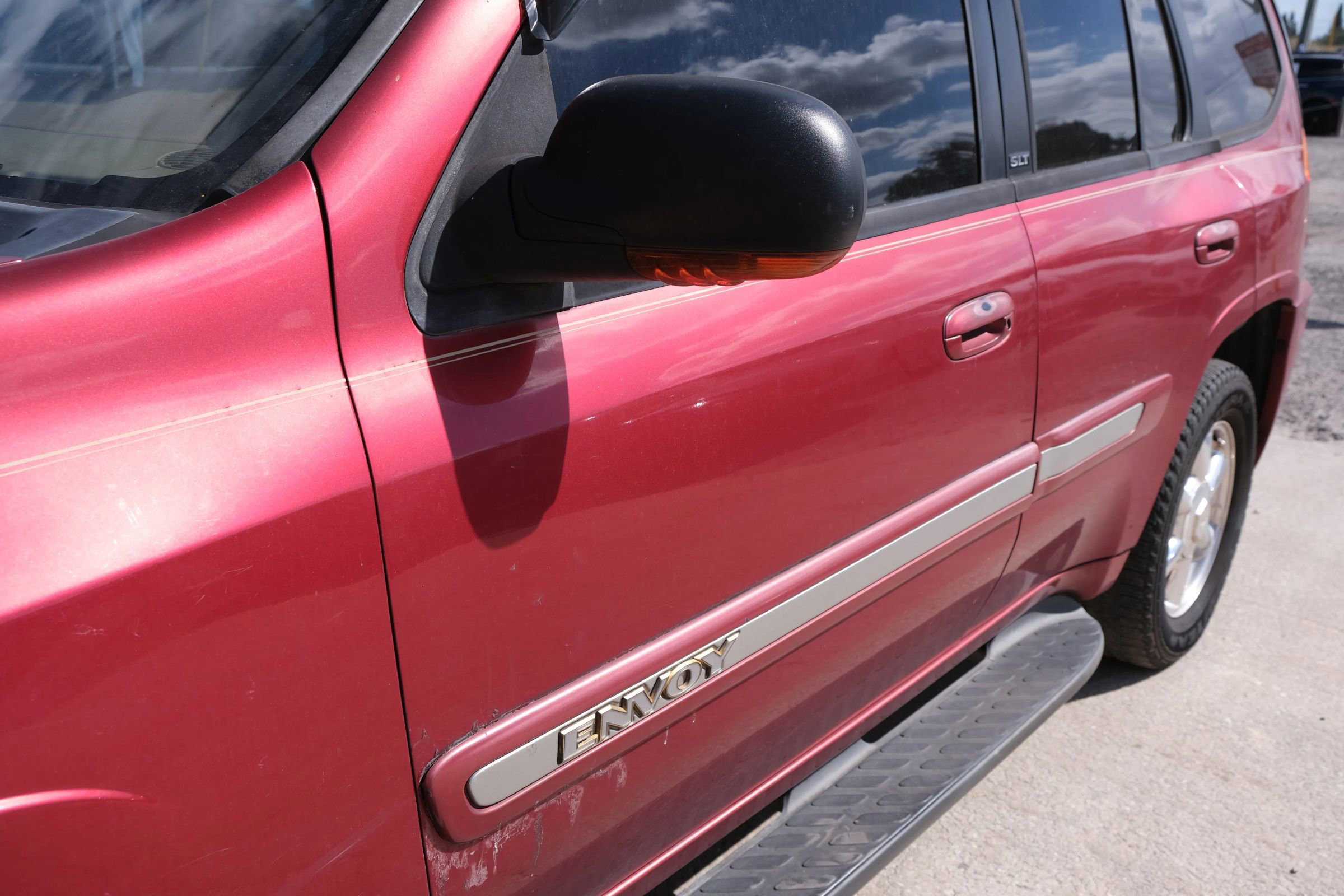 Used 2003 GMC Envoy SLT image 13