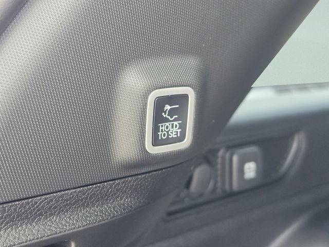 New 2027 Jeep Grand Cherokee Altitude AWD/4WD image 16