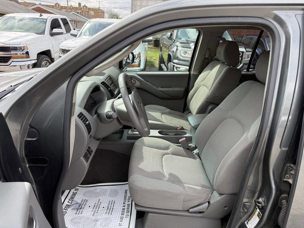 Used 2007 Nissan Frontier SE w/ SE Value Truck Pkg image 11