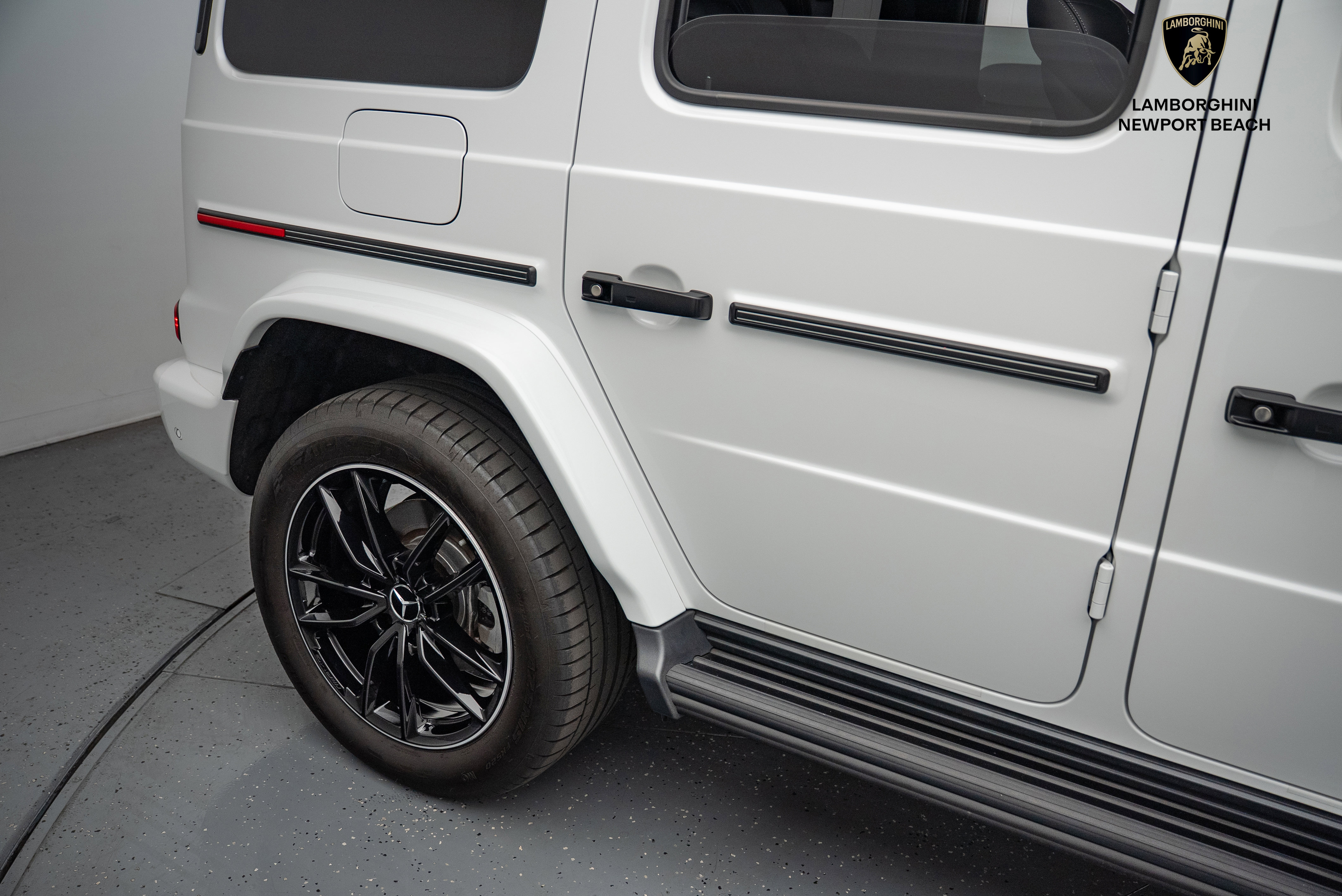 Used 2025 Mercedes-Benz G 550 image 6