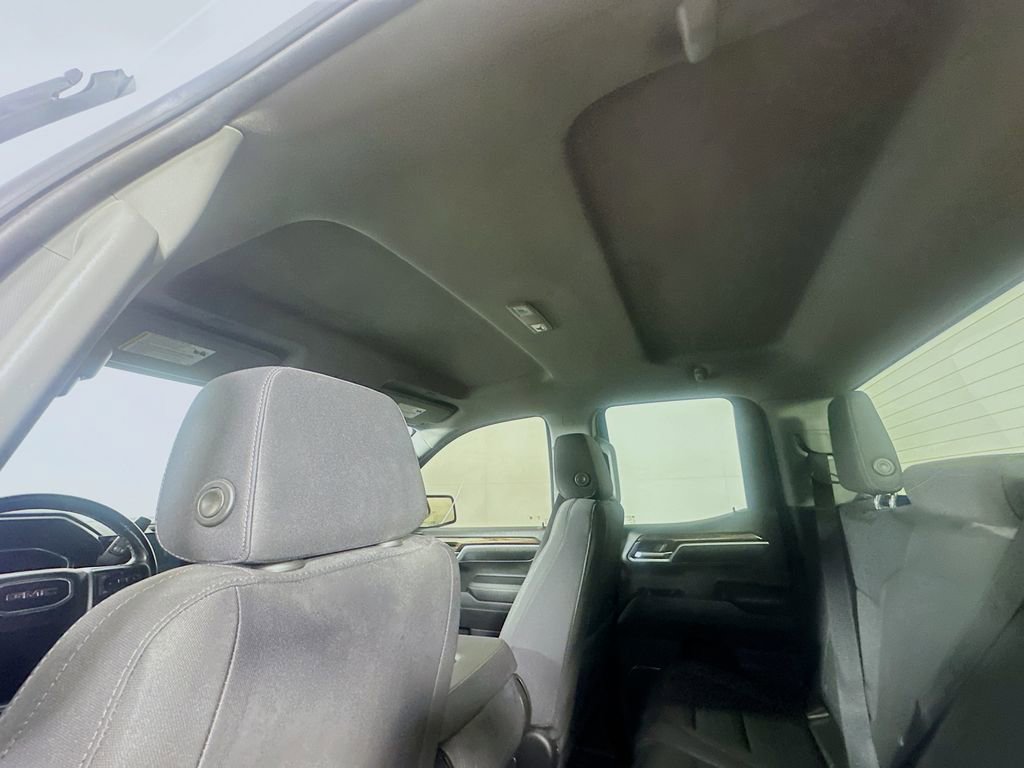 Used 2023 GMC Sierra 1500 Elevation image 13