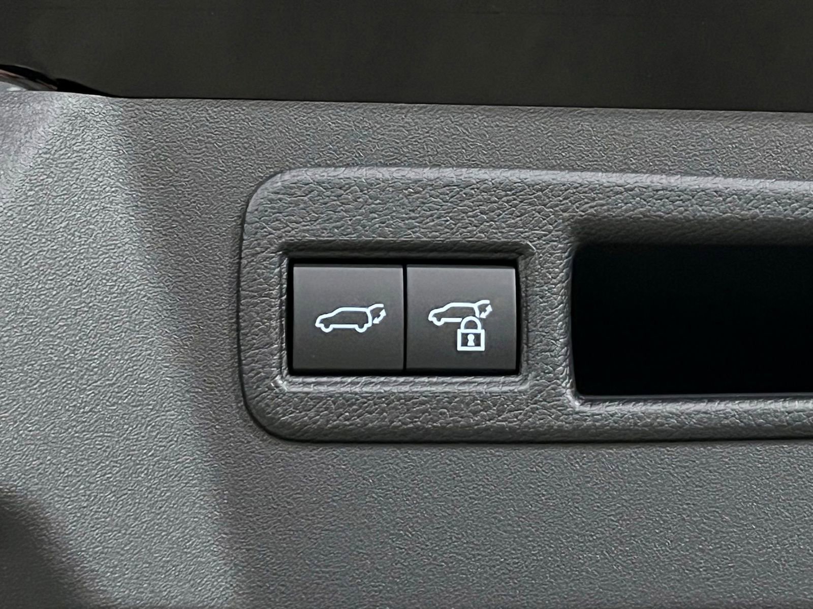New 2026 Toyota C-HR AWD/4WD image 10