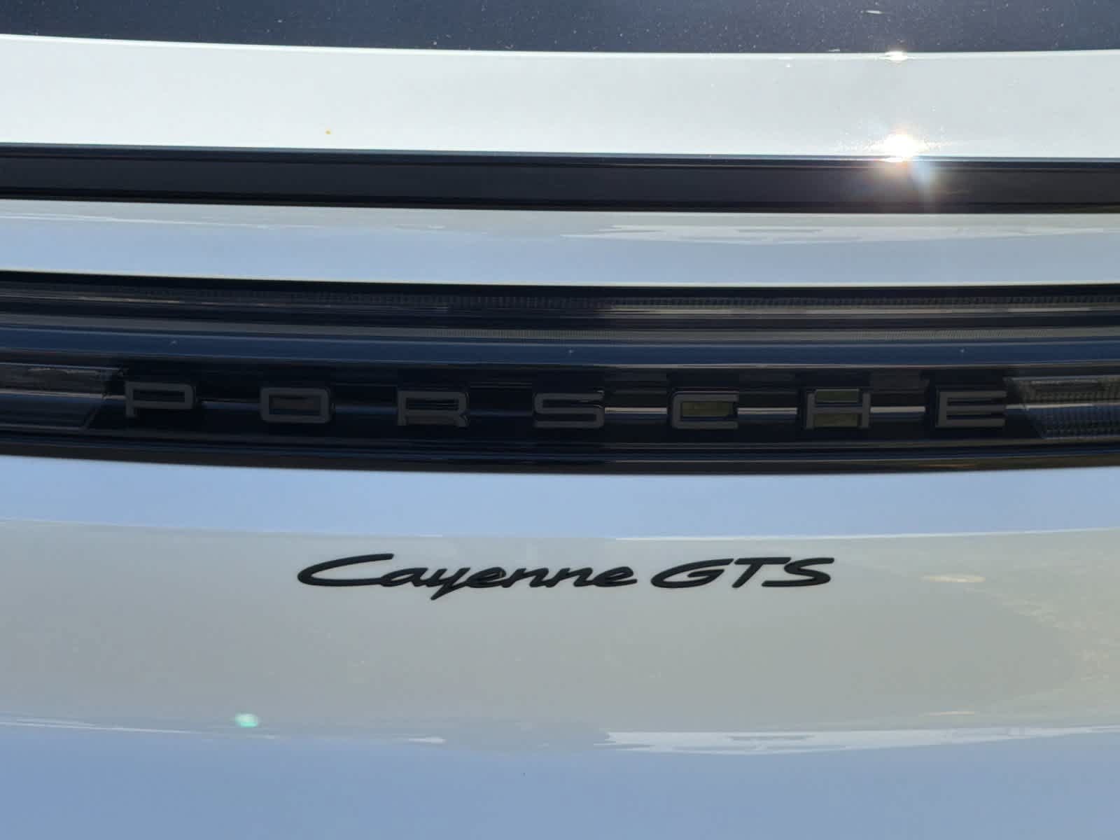 New 2026 Porsche Cayenne GTS AWD/4WD image 33