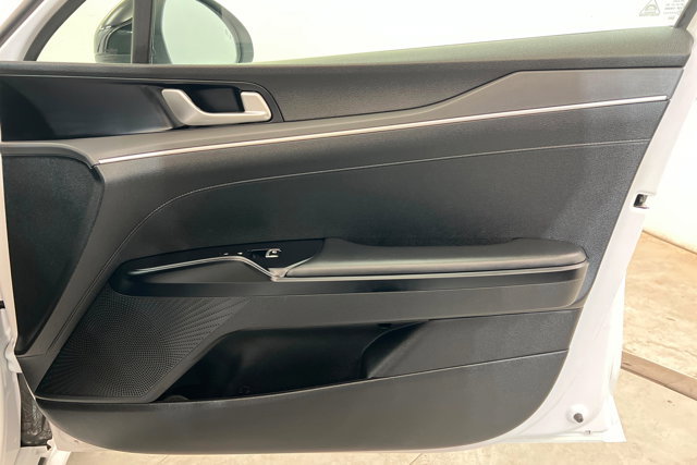 Used 2022 Kia K5 GT-Line image 22
