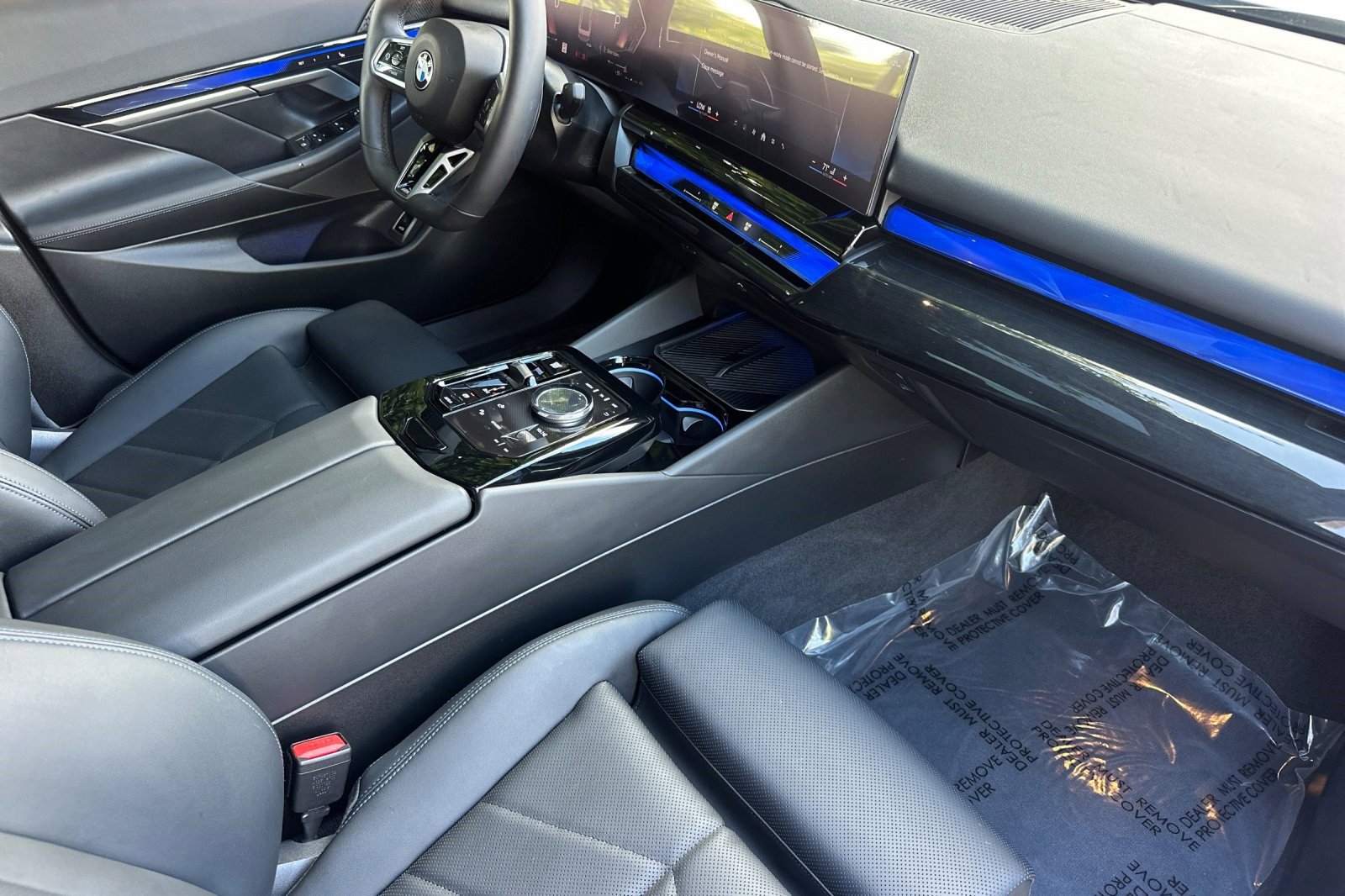 Used 2026 BMW 540i xDrive w/ M Sport Package AWD/4WD image 19