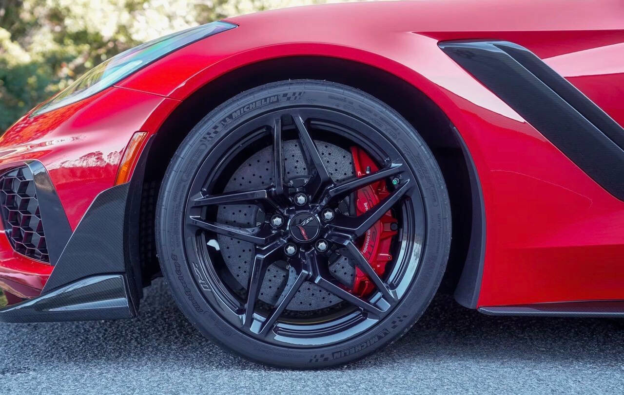 Used 2019 Chevrolet Corvette ZR1 image 17