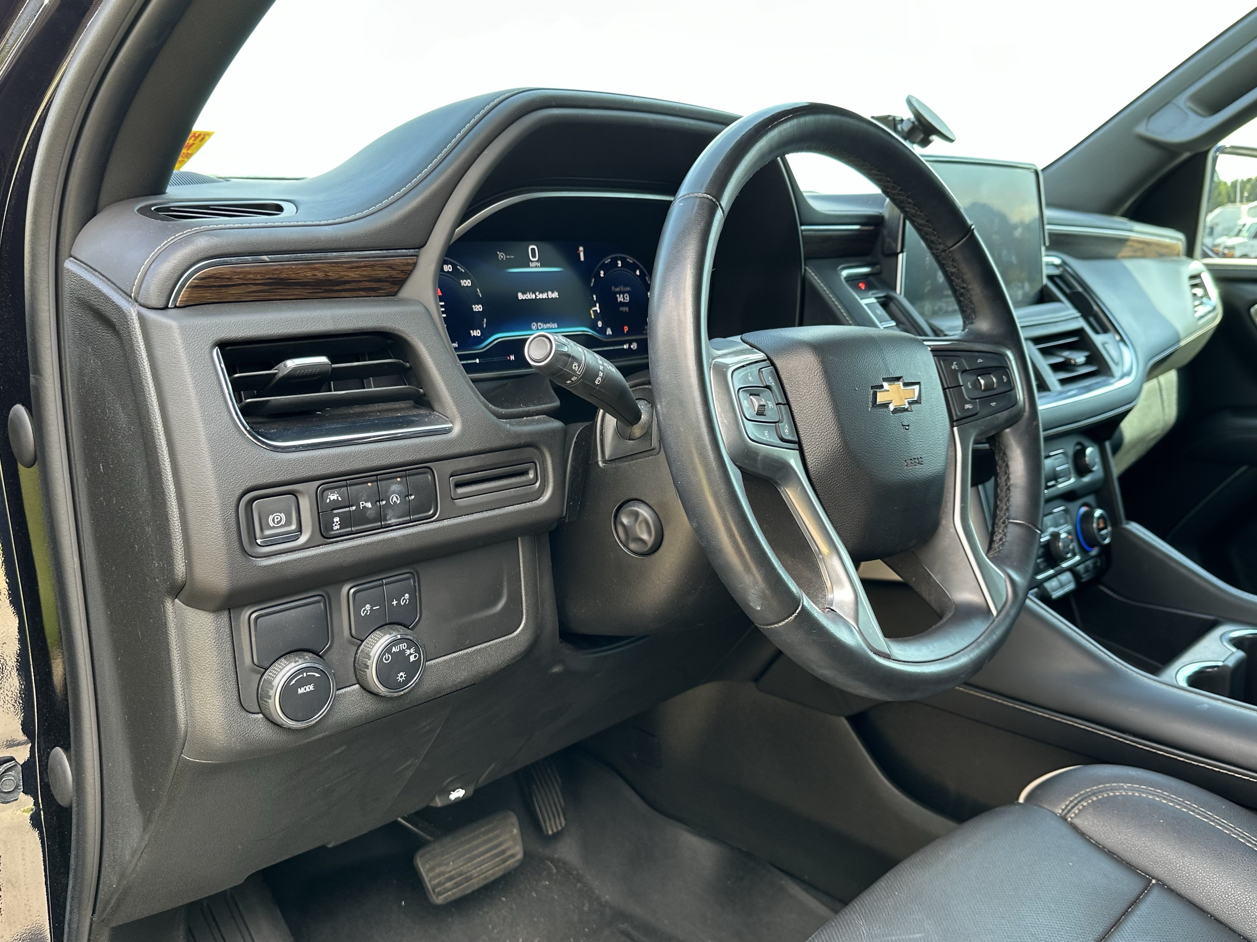 Used 2023 Chevrolet Tahoe Premier RWD image 17