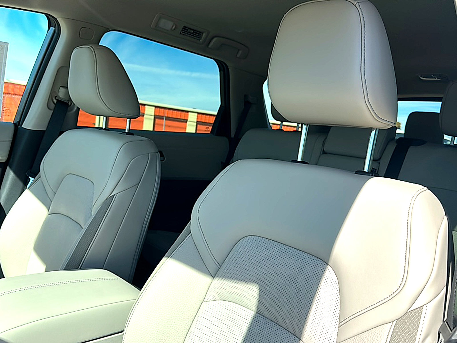 New 2026 Nissan Pathfinder SL image 11