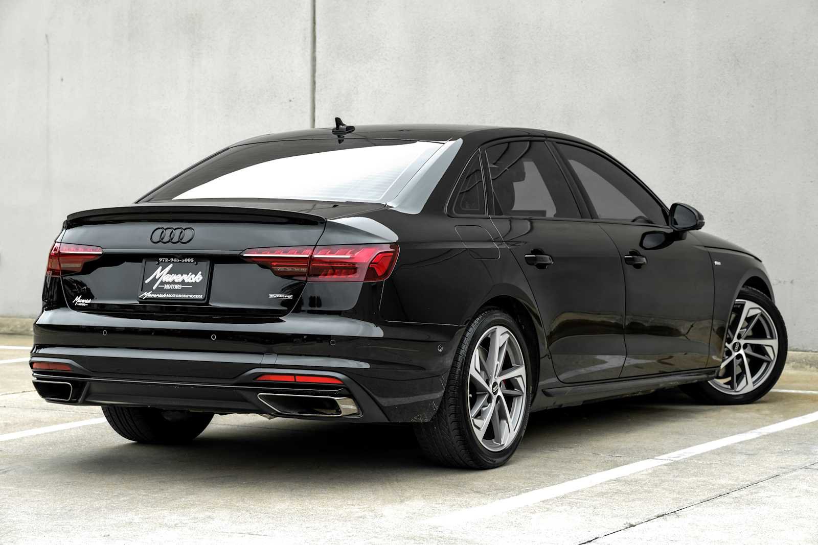 Used 2023 Audi A4 2.0T Prestige w/ Prestige Package AWD/4WD image 9