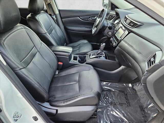 Used 2017 Nissan Rogue SL w/ SL Premium Package image 21