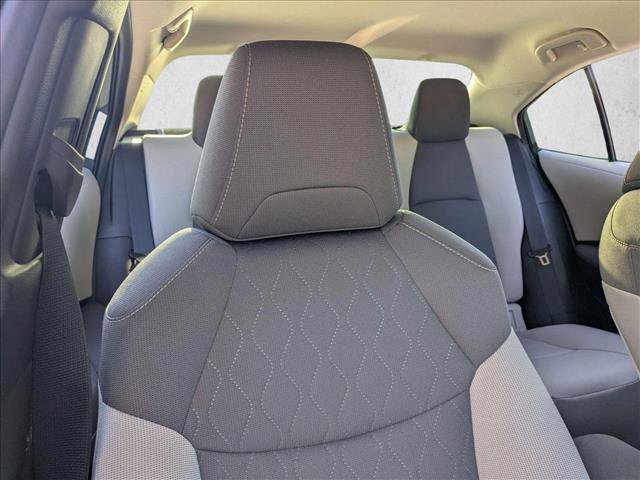 Used 2022 Toyota Corolla LE FWD image 15