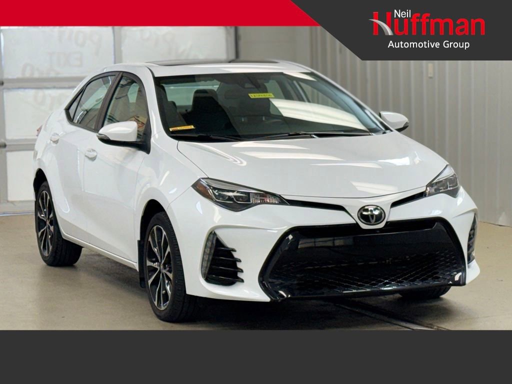 Used 2019 Toyota Corolla SE w/ SE Premium Package FWD image 1