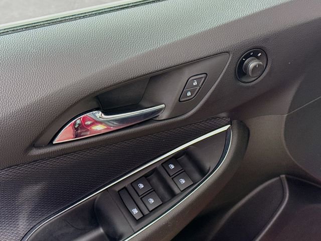 Used 2017 Chevrolet Cruze LT w/ Convenience Package image 18