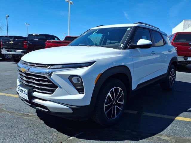 New 2026 Chevrolet TrailBlazer LT w/ Convenience Package AWD/4WD image 3