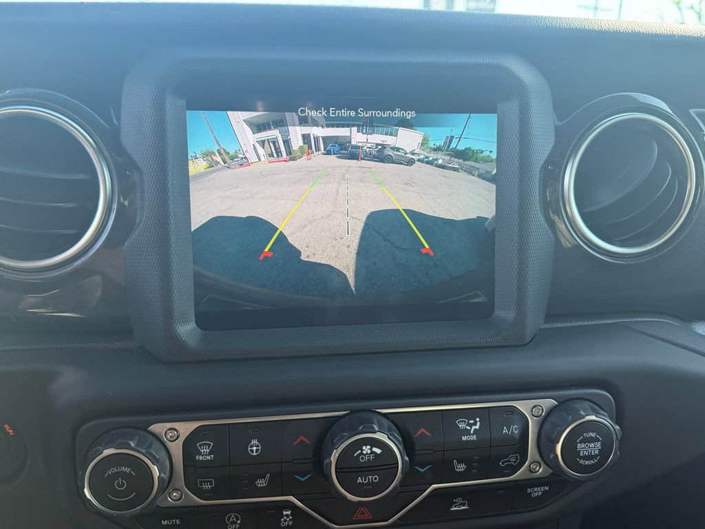 Used 2021 Jeep Wrangler Unlimited Sahara image 11