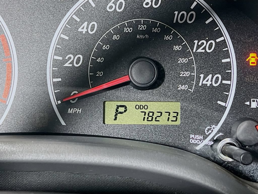 Used 2010 Toyota Corolla LE FWD image 11