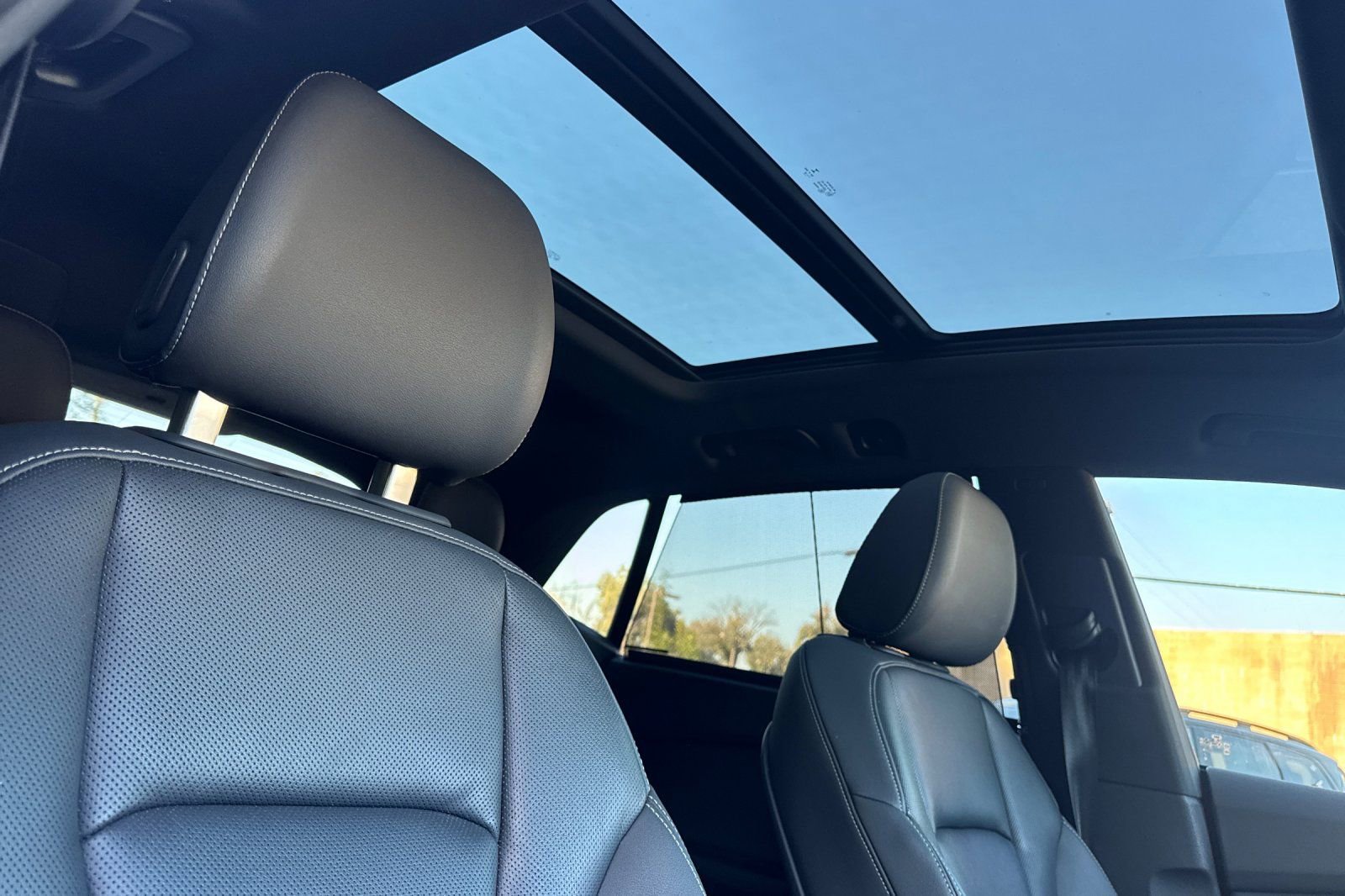 Used 2019 Audi Q8 Prestige w/ Towing Package image 17