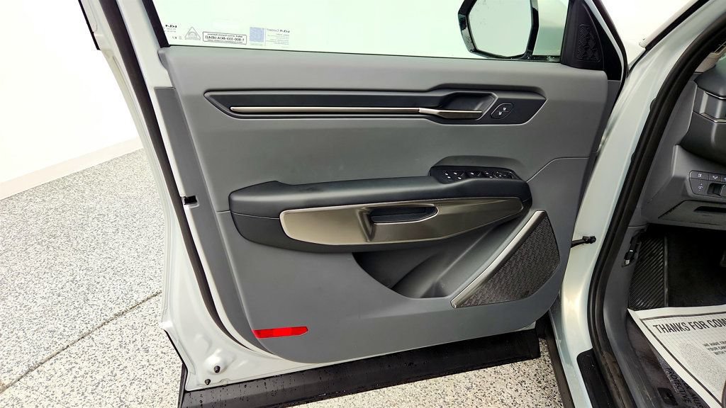 Used 2026 Kia EV9 Light RWD image 10