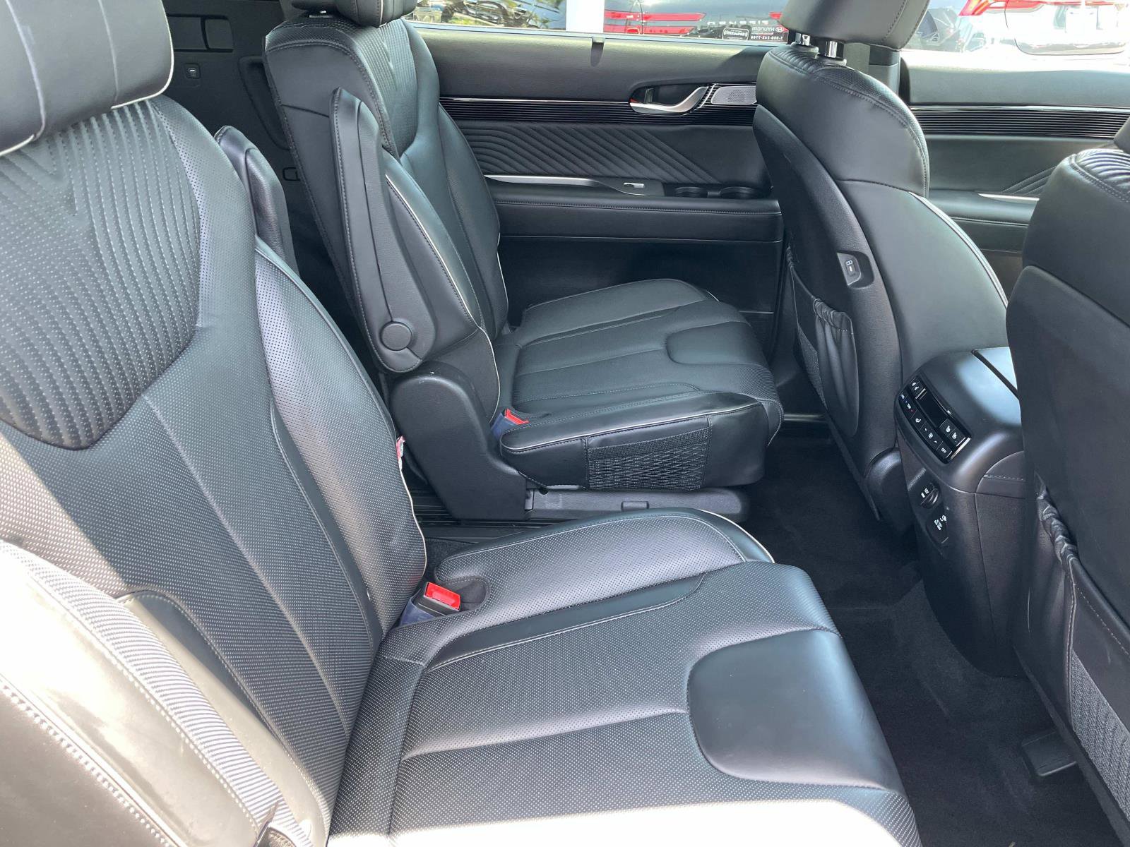 Used 2025 Hyundai Palisade Calligraphy image 28