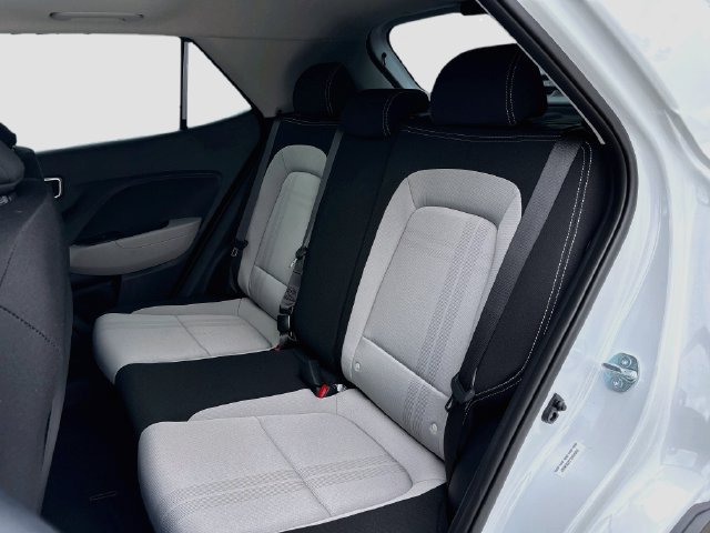 New 2026 Hyundai Venue SEL FWD image 24