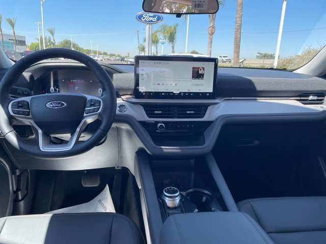 New 2026 Ford Explorer Active w/ Active Comfort Package RWD image 23
