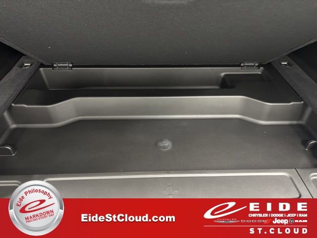 New 2026 Jeep Grand Wagoneer L Limited image 15