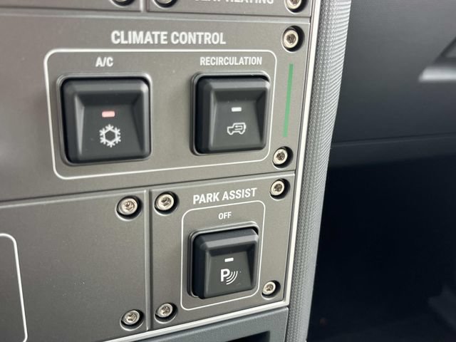 Used 2026 INEOS Grenadier Station Wagon AWD/4WD image 35