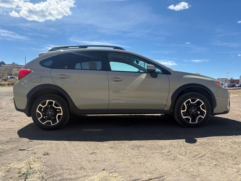 Used 2016 Subaru Crosstrek 2.0i Premium image 6